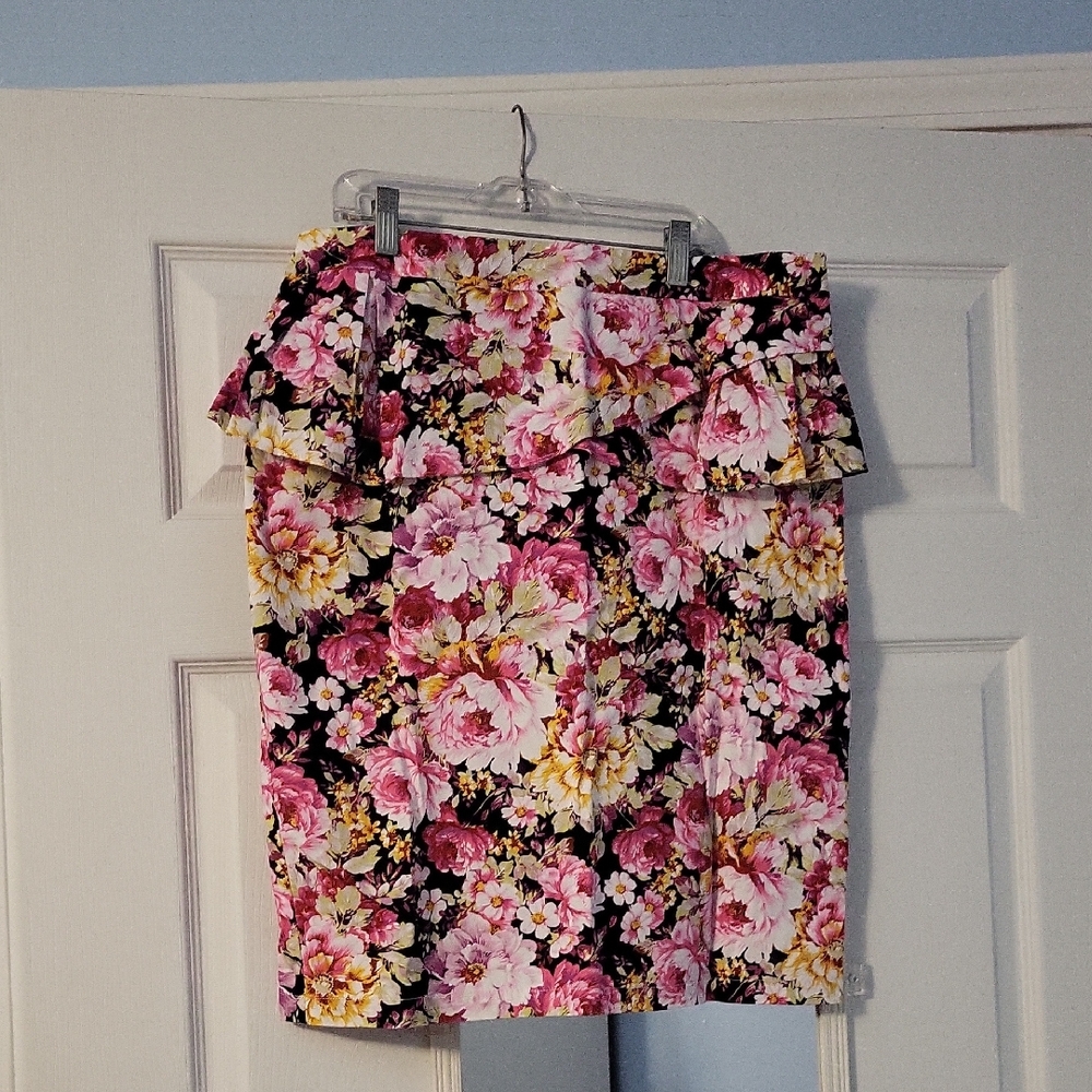 Zeagoo Floral Mini Skirt - Pink and Yellow on Black